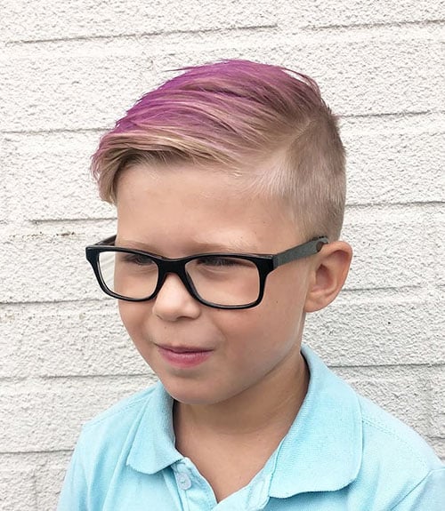 35 Popular Boy’s Haircuts Trending in 2025 (Cool & Stylish Ideas for All Ages) 6 This image has an empty alt attribute; its file name is Soft-Comb-Over-with-Short-Taper-Faded-Sides.jpg